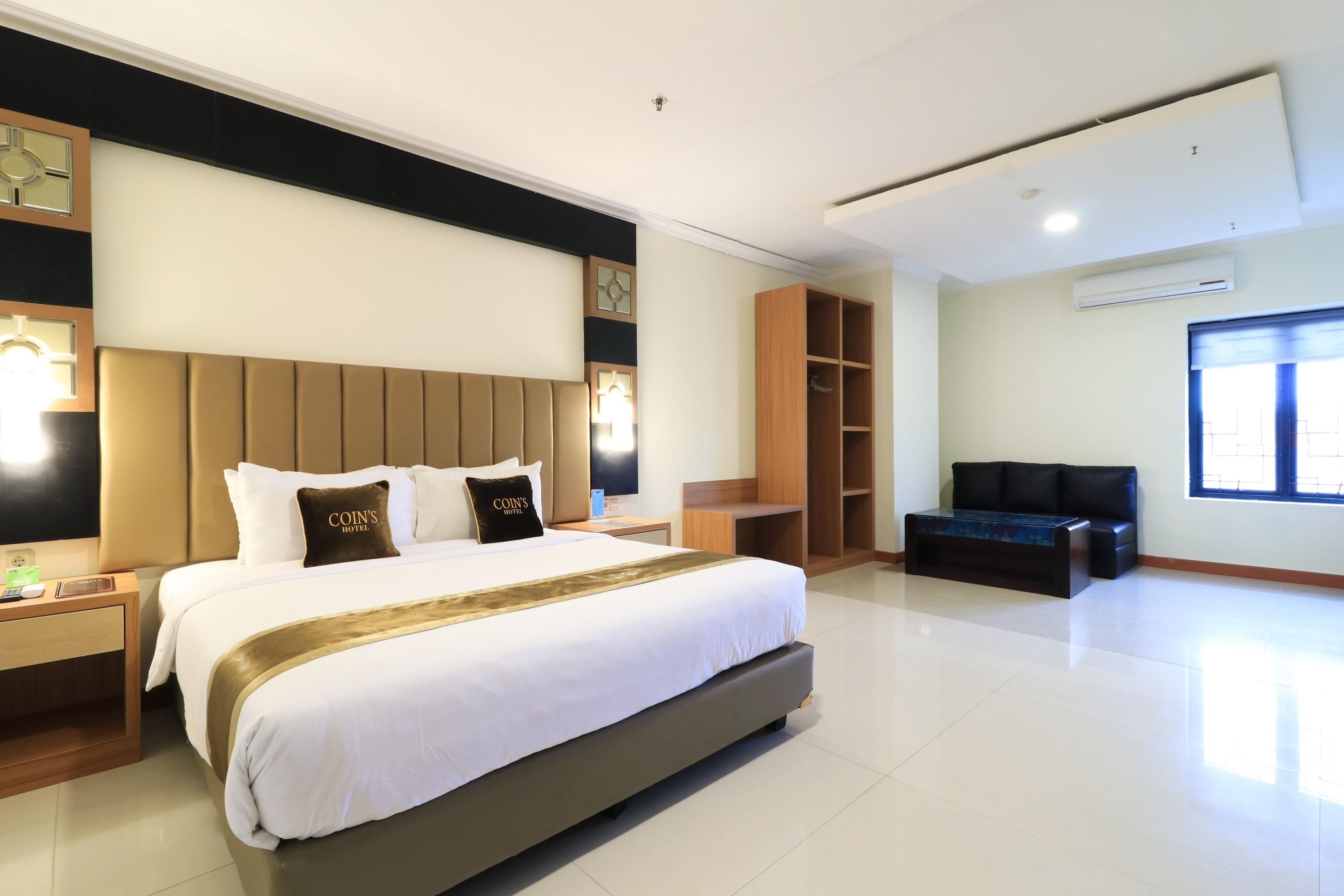 Coins Hotel Jakarta Exterior photo