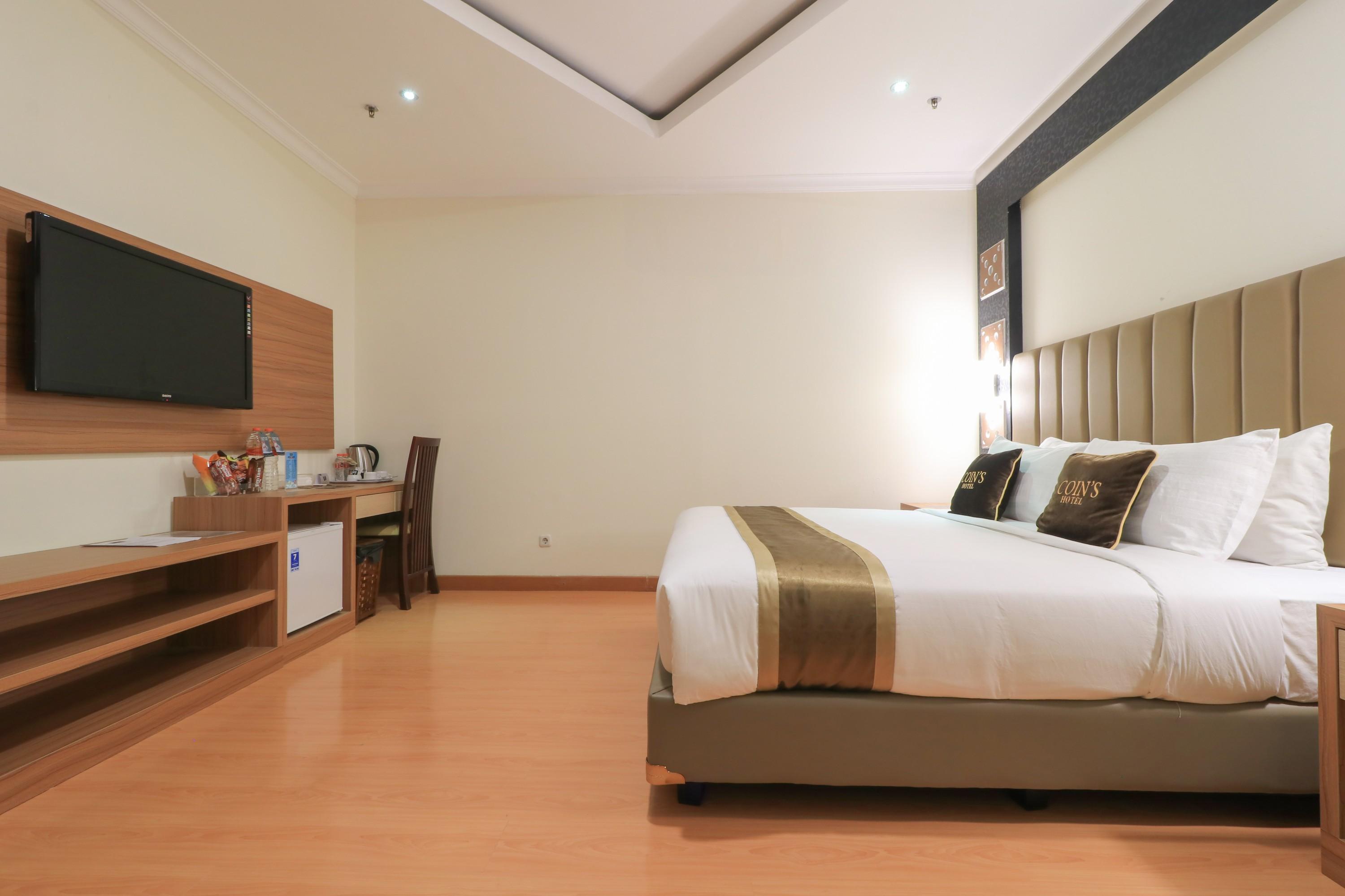 Coins Hotel Jakarta Exterior photo