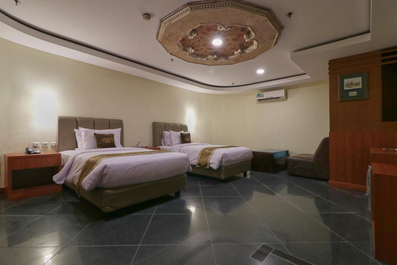 Coins Hotel Jakarta Exterior photo